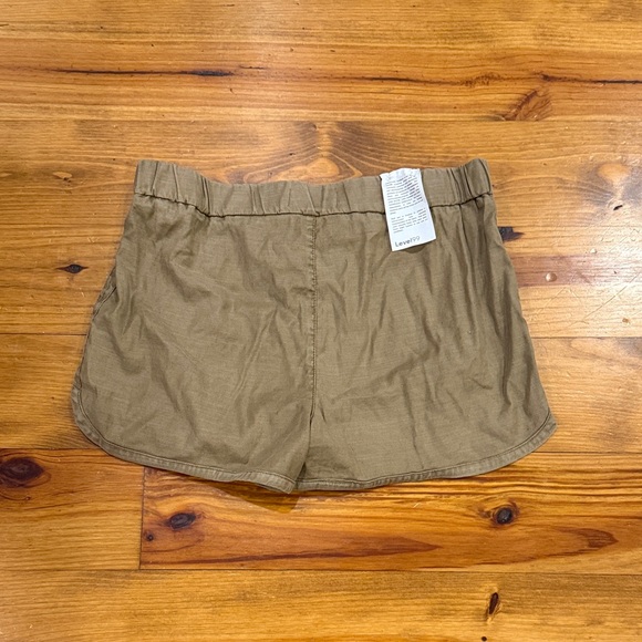 Level 99 High Waist Olive Shorts - Picture 4 of 4